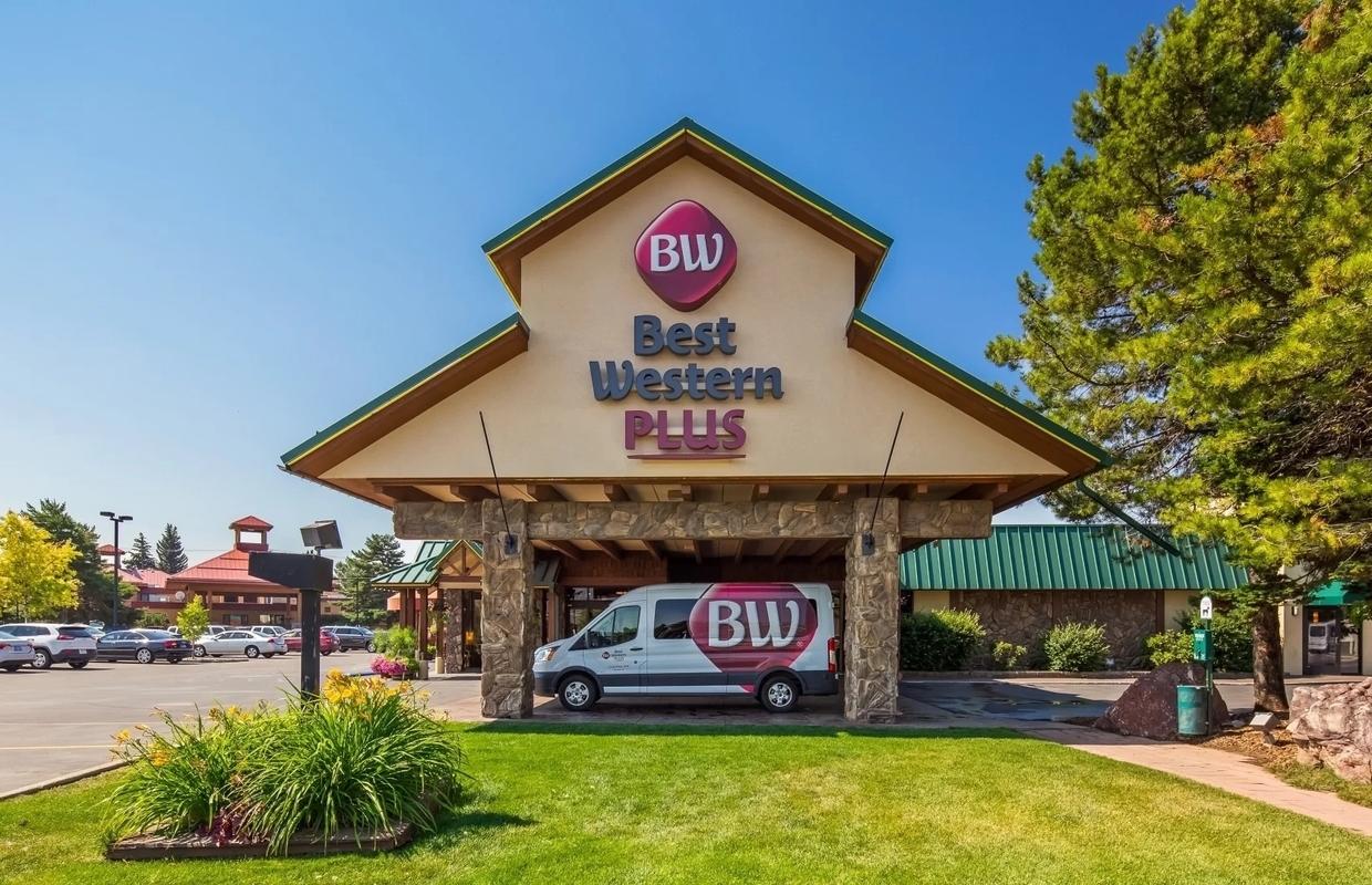 Van Parked Outside of Hotel