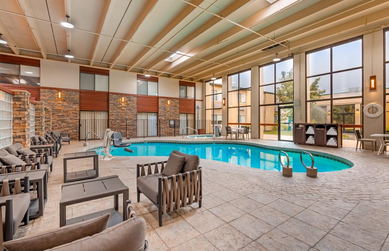 Best Western GranTree Inn Pool Area