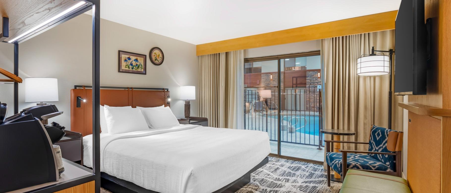 Best Western GranTree Inn King Guestroom
