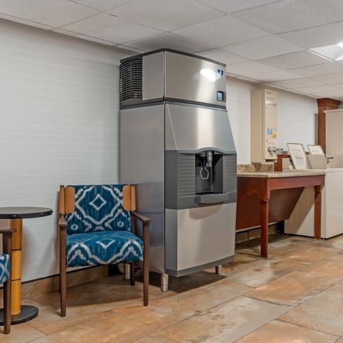 Best Western GranTree Inn Guest Laundry