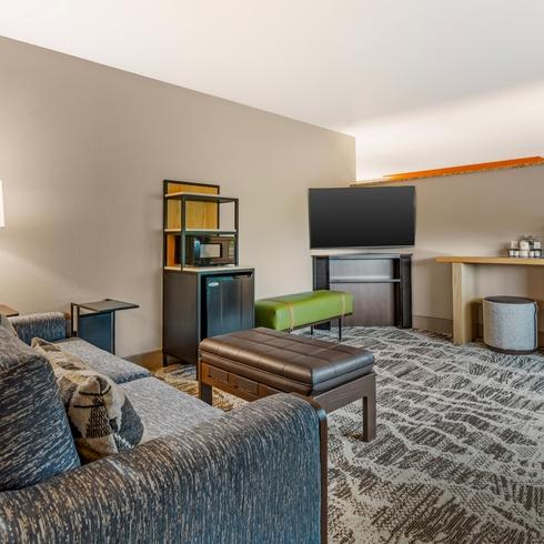 Family Suite with Living Room