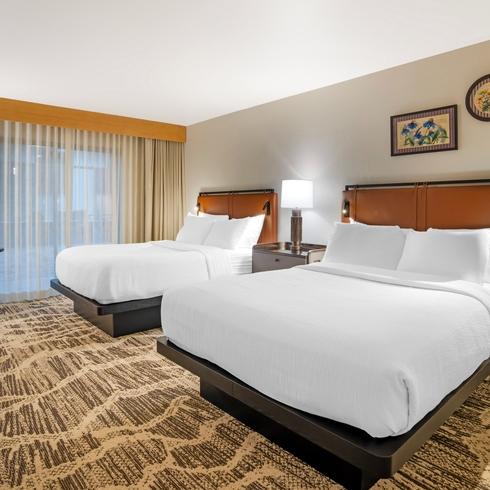 Queen Queen Guest Room